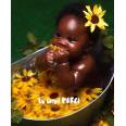 Carte Merci Adorable Bébé dans un Bain de Fleurs